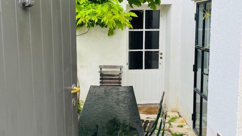 European Dispatch | Blank Space - elsie green