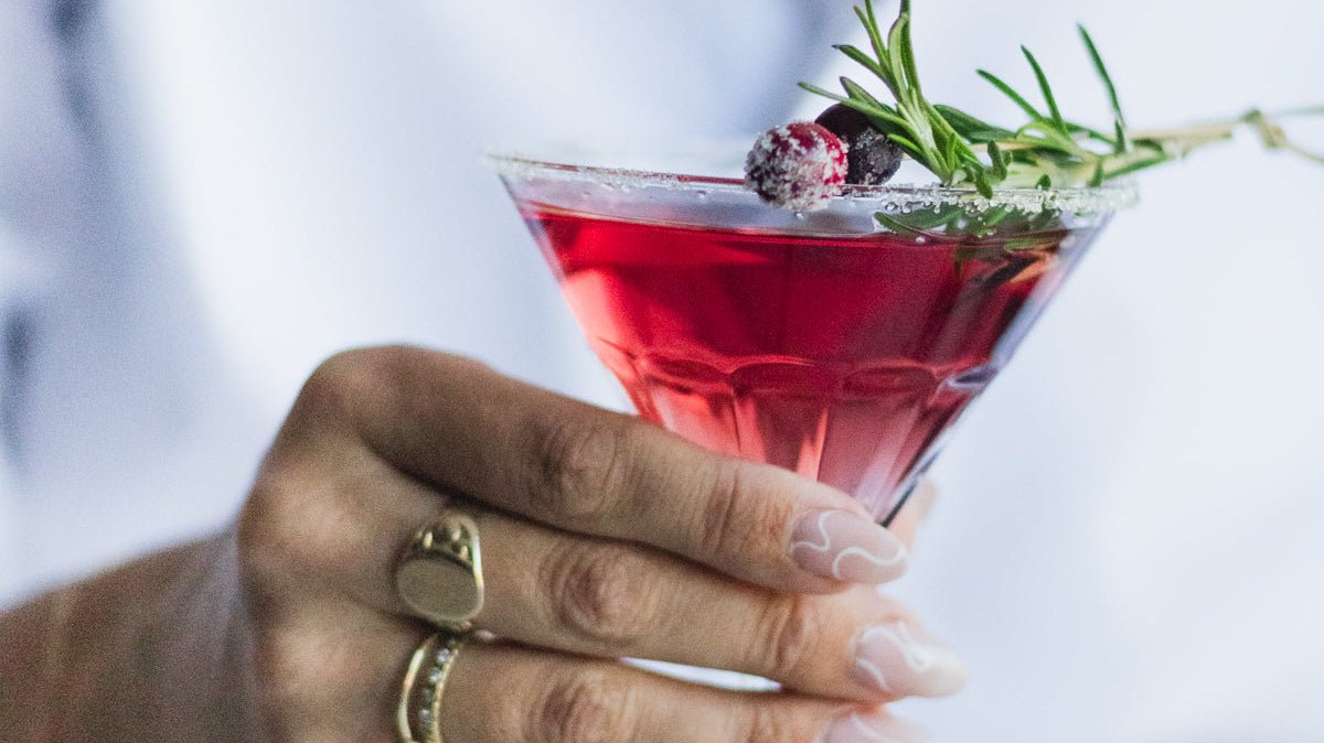 Holiday Dressing | Meeting for Cocktails - elsie green