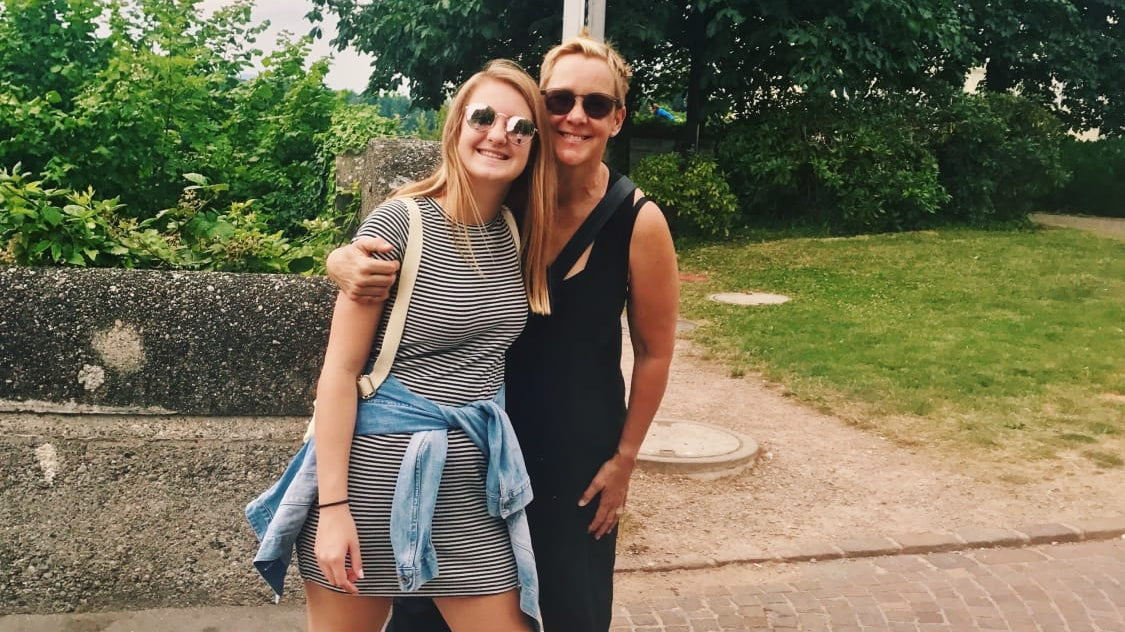 Meet the Team | Laurie - elsie green