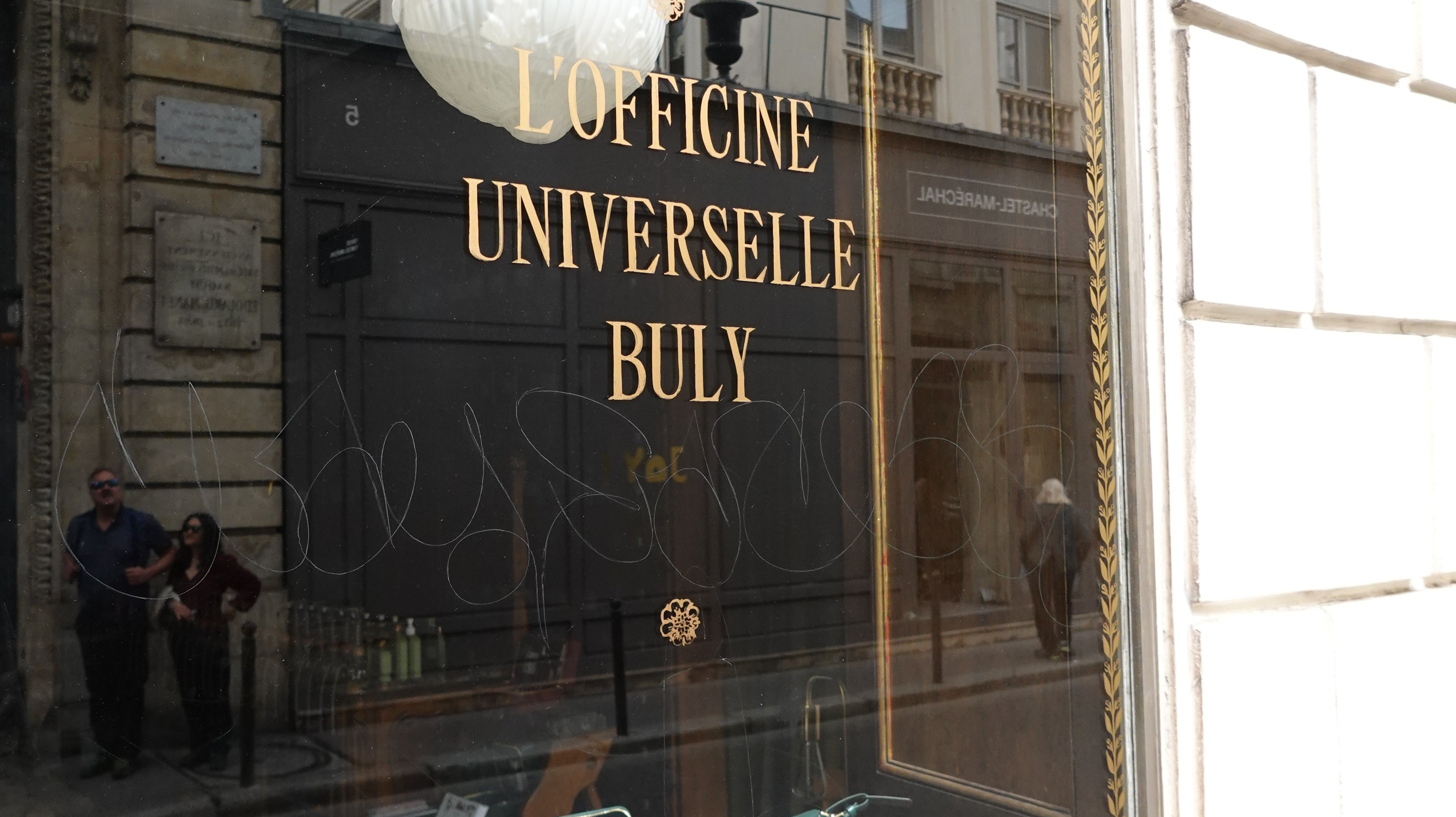 Our Favorite French Apothecary - elsie green