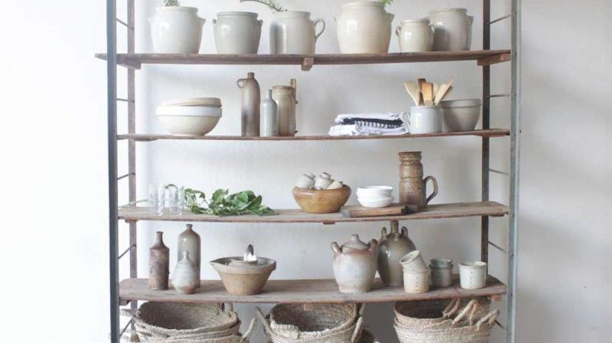 Photo Essay | Vintage Stoneware Crocks - elsie green