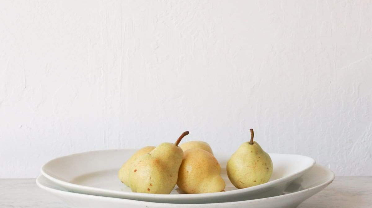 Setting the Table with Ironstone - elsie green