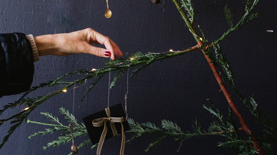 Shop Gal Guide | December Edition - elsie green