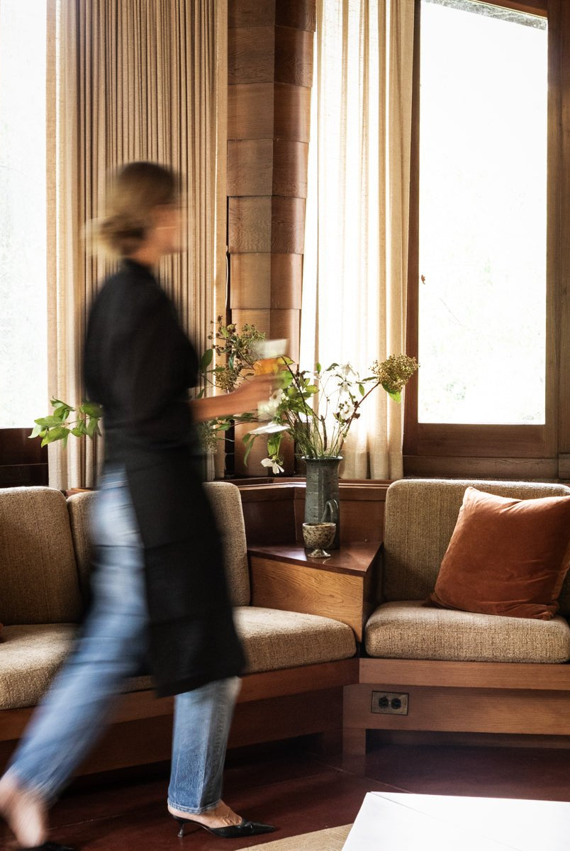 The Buehler Estate | The Perfect Backdrop - elsie green
