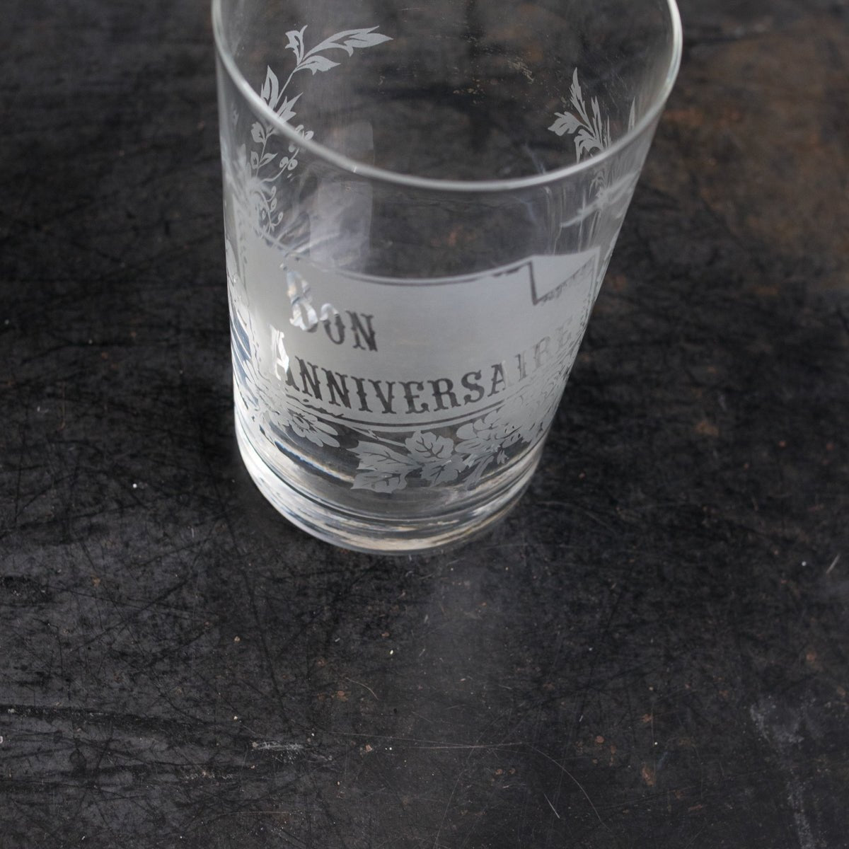 Blown Glass Tumbler | Bon Anniversaire - elsie green - the french kitchen