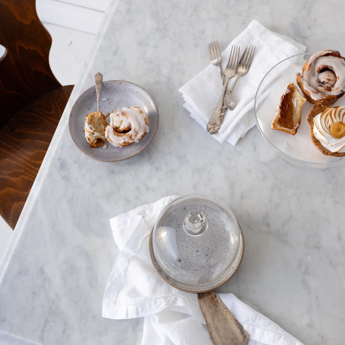 Brocanteur Marble Kitchen Table - elsie green - Custom Furniture