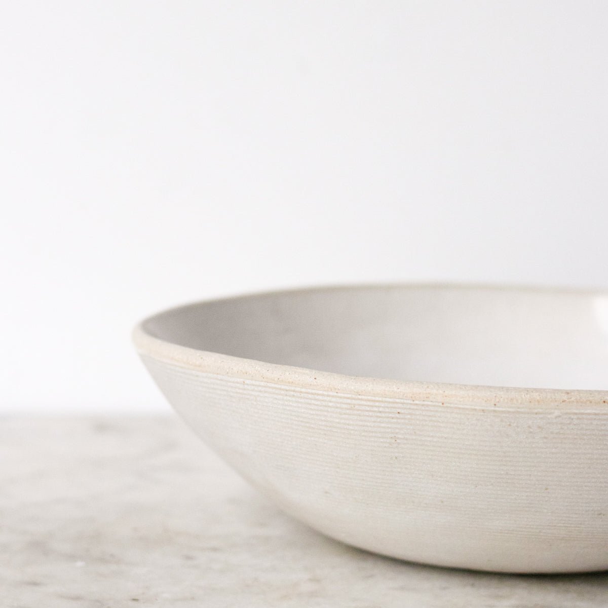 Chantilly Medium Serving Bowl - elsie green - the french kitchen