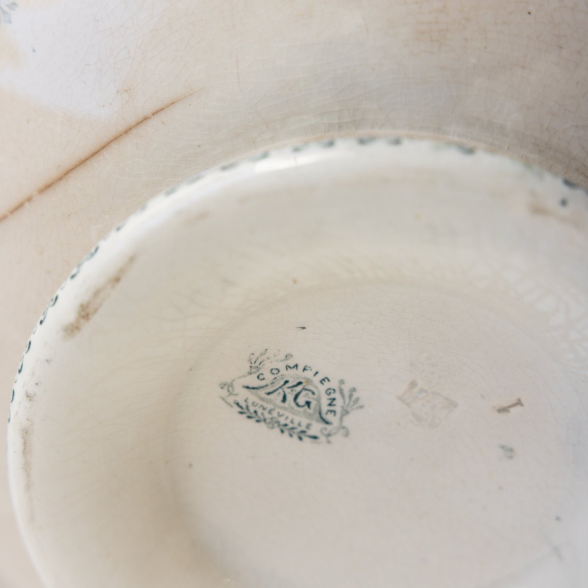 Compeigne Transferware Serving Bowl - elsie green - the french kitchen