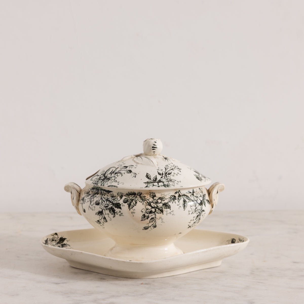 Dodds Transferware Gravy Boat - elsie green - the french kitchen