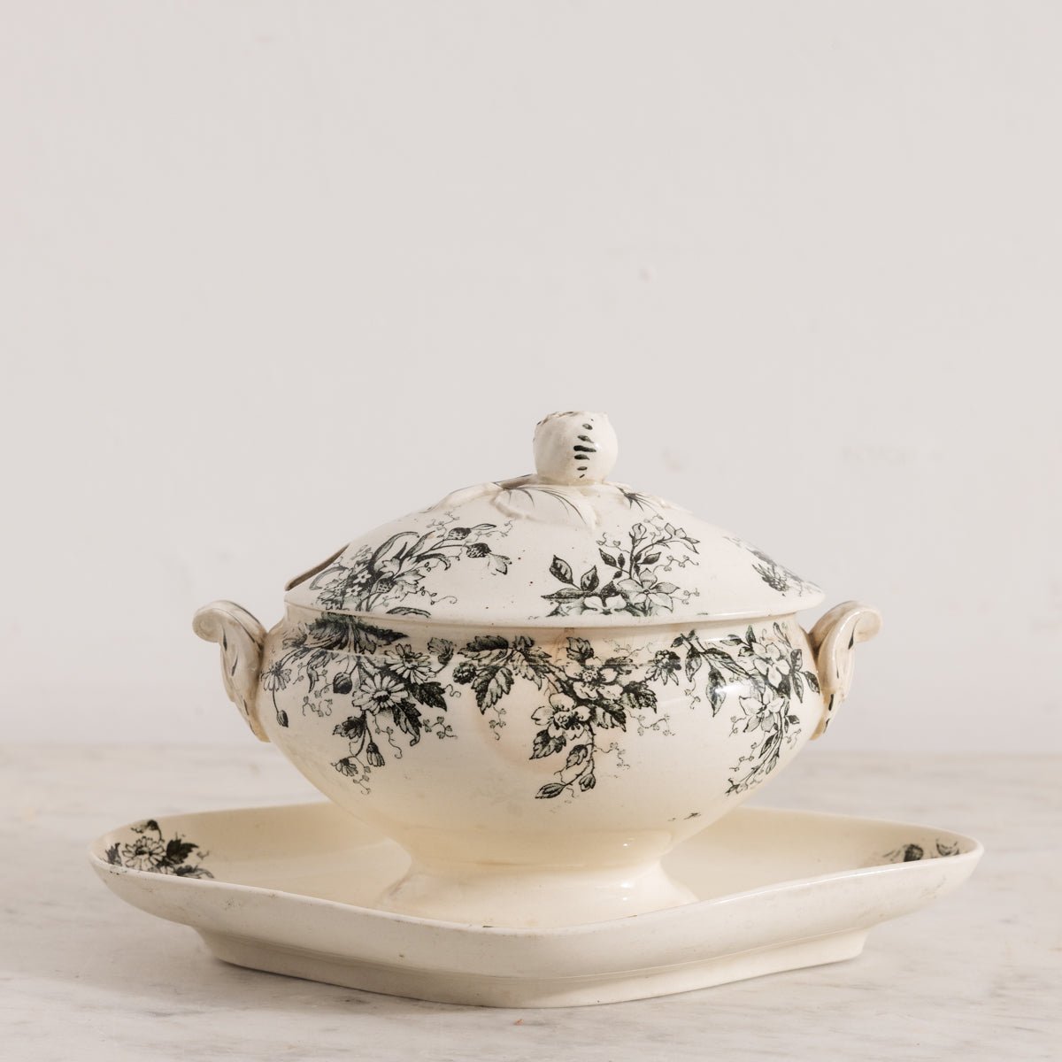 Dodds Transferware Gravy Boat - elsie green - the french kitchen