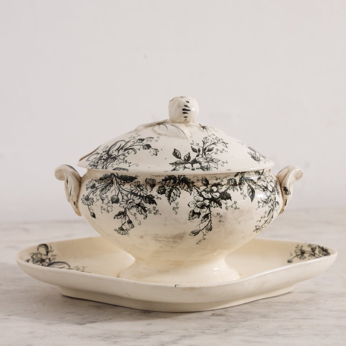 Dodds Transferware Gravy Boat - elsie green - the french kitchen
