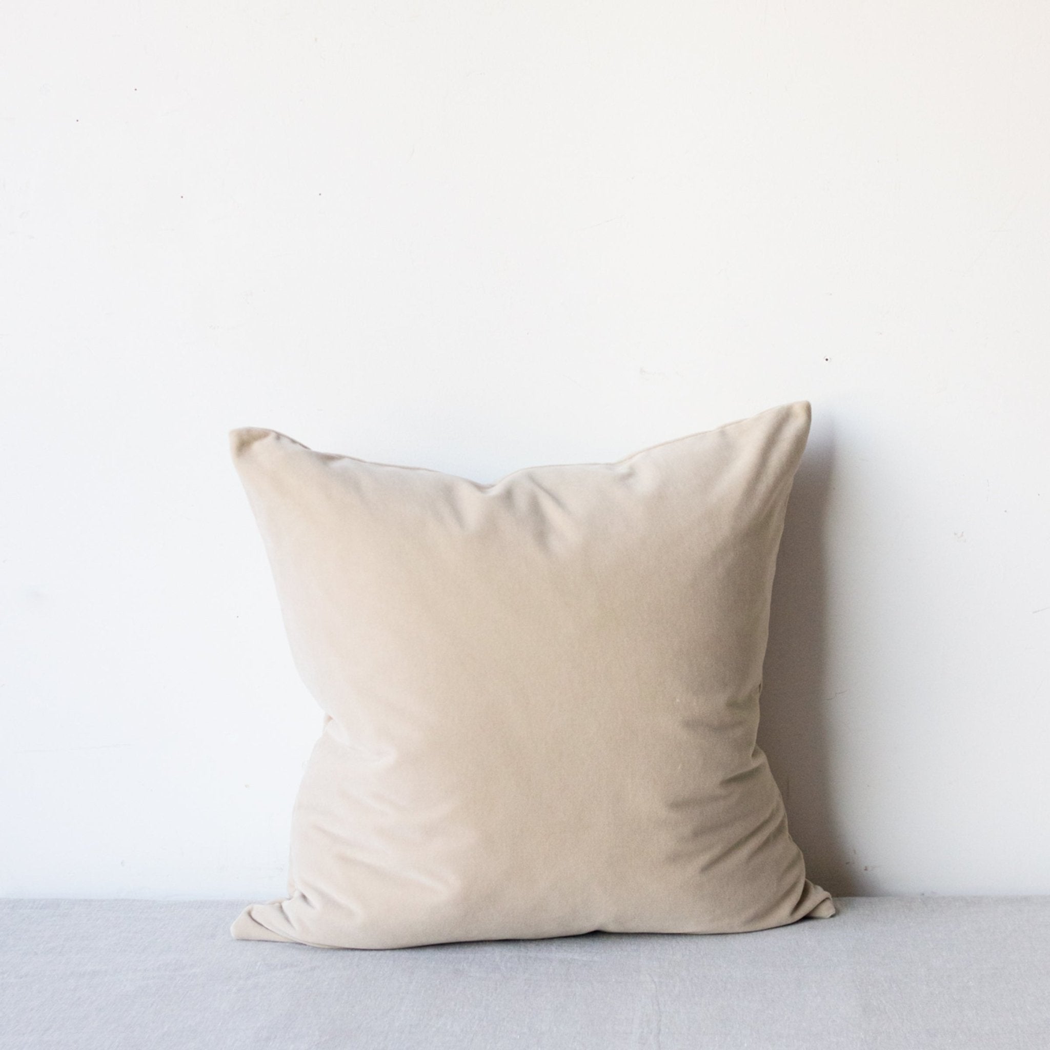 Emile Velvet Pillow Cover - elsie green - Textiles