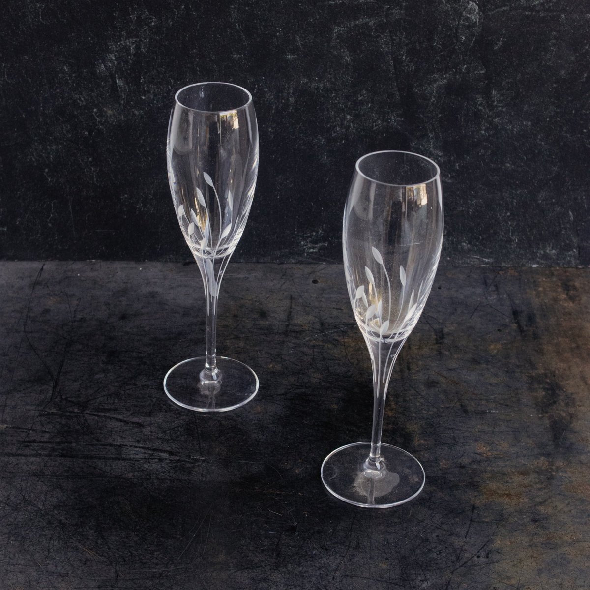 Etched Champagne Flute Set Of 7 - elsie green - The French Kitchen