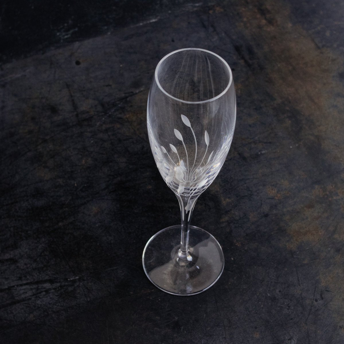 Etched Champagne Flute Set Of 7 - elsie green - The French Kitchen