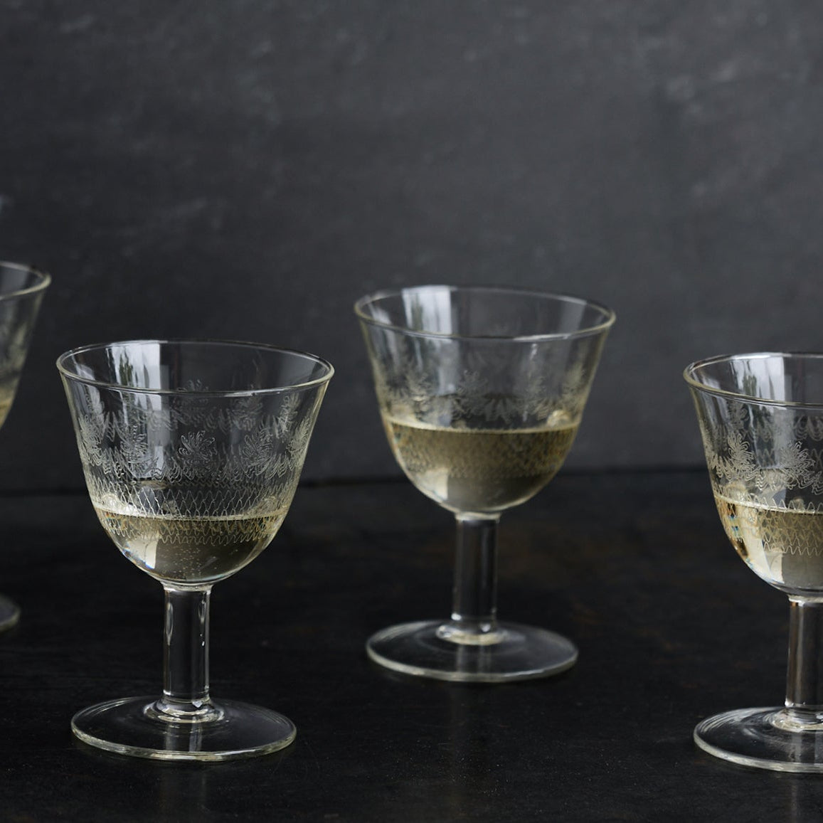 Etched Wine Glass Set of 4 - elsie green - the french kitchen