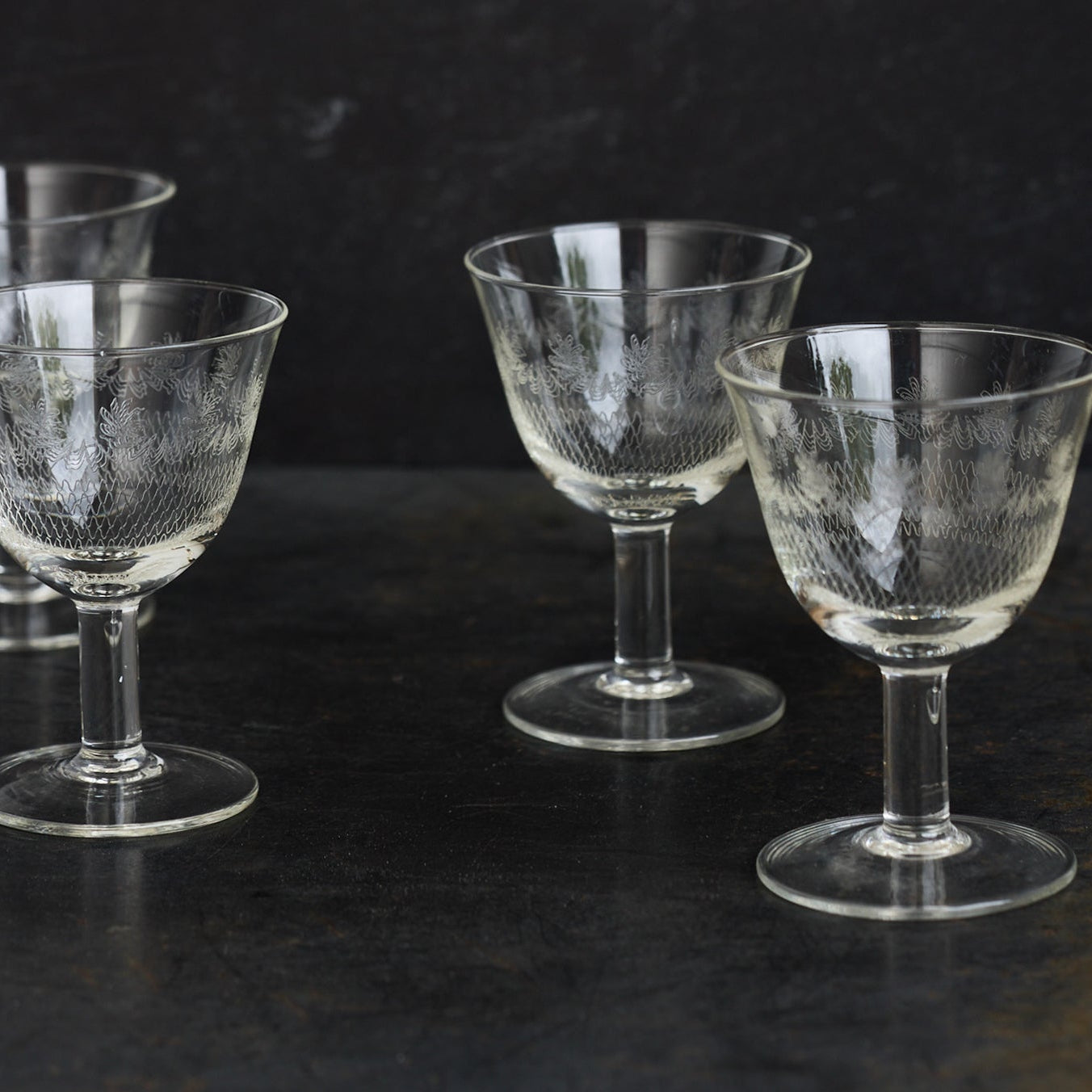 Etched Wine Glass Set of 4 - elsie green - the french kitchen