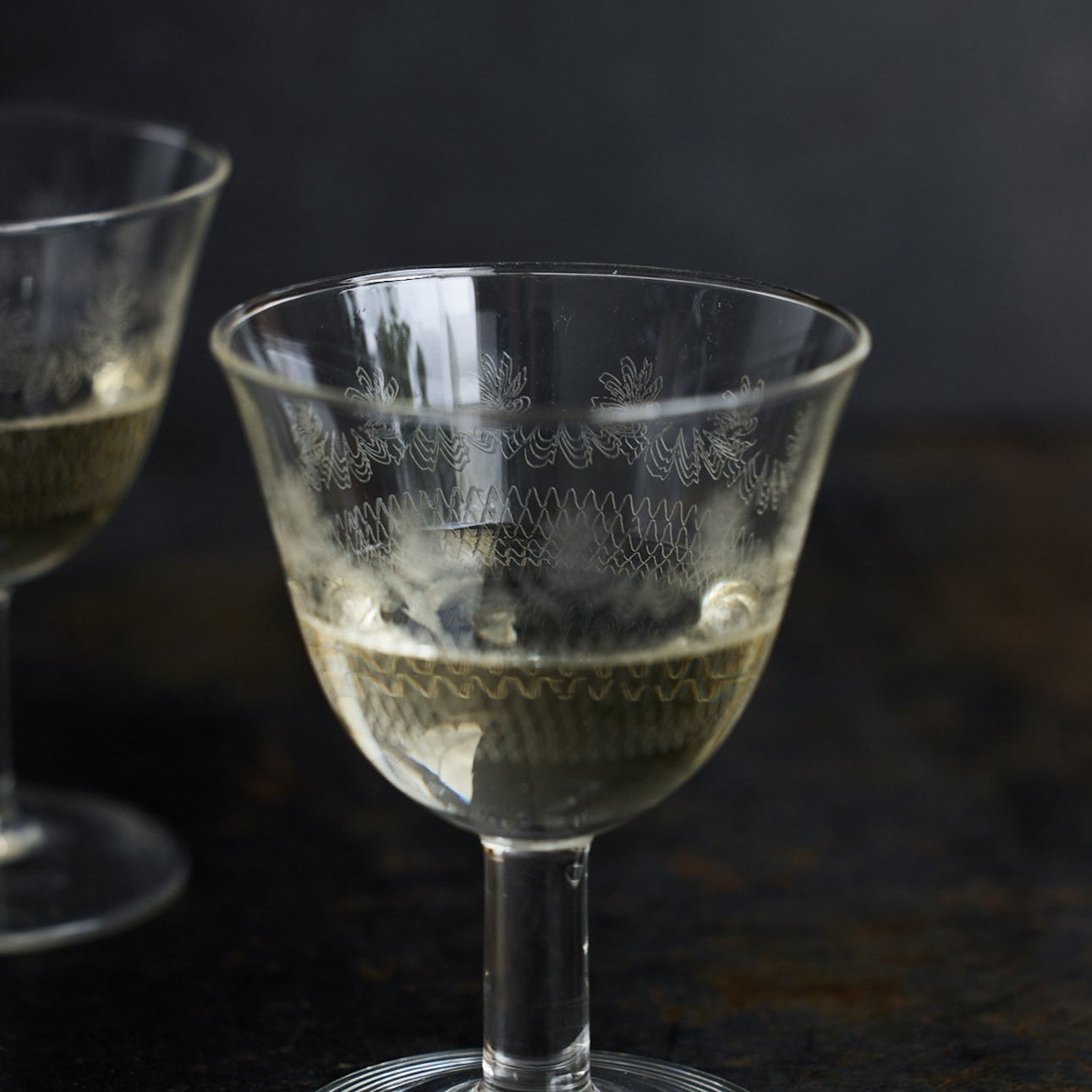 Etched Wine Glass Set of 4 - elsie green - the french kitchen