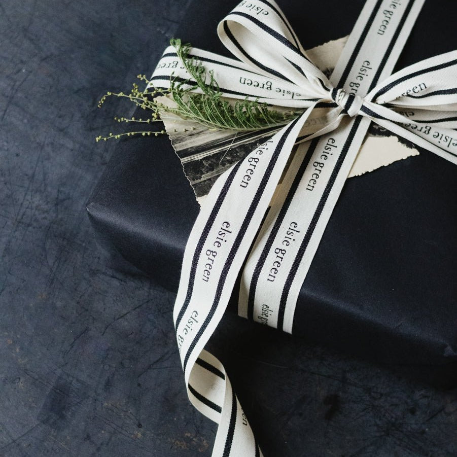Gift Wrap - elsie green - Decor