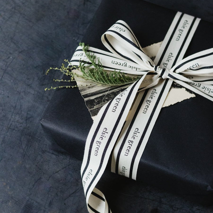 Gift Wrap - elsie green - Decor