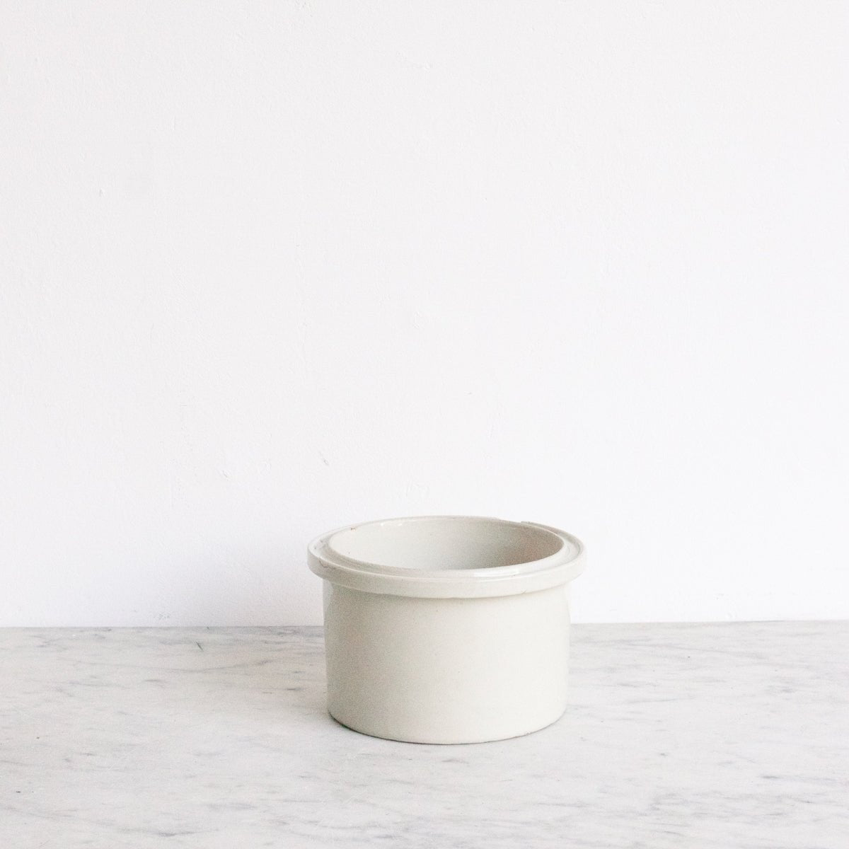 Imprinted Confiture Crock - elsie green - the french kitchen