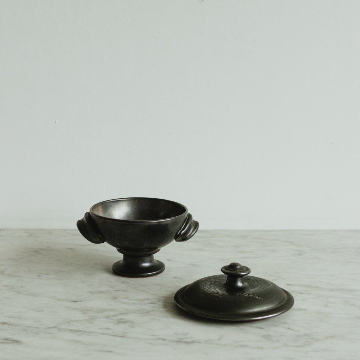 Jean Marais Pedestal Bowl - elsie green - the french kitchen