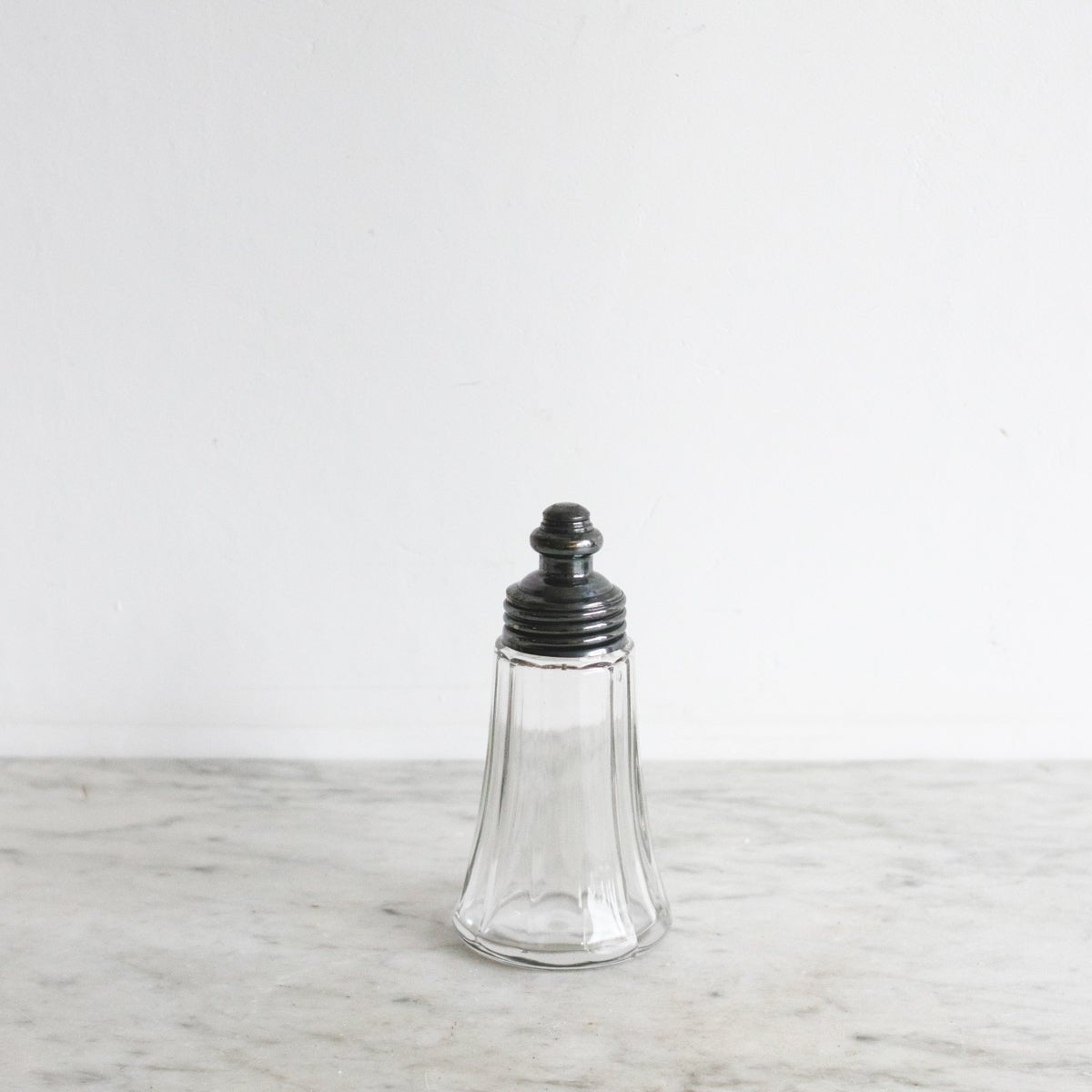 La Parfait Crystal Sugar Shaker - elsie green - The French Kitchen