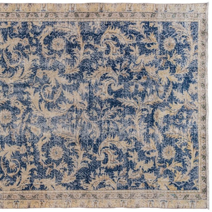 Le Moule Vintage Rug | 5'1" x 7'5 - elsie green - textiles