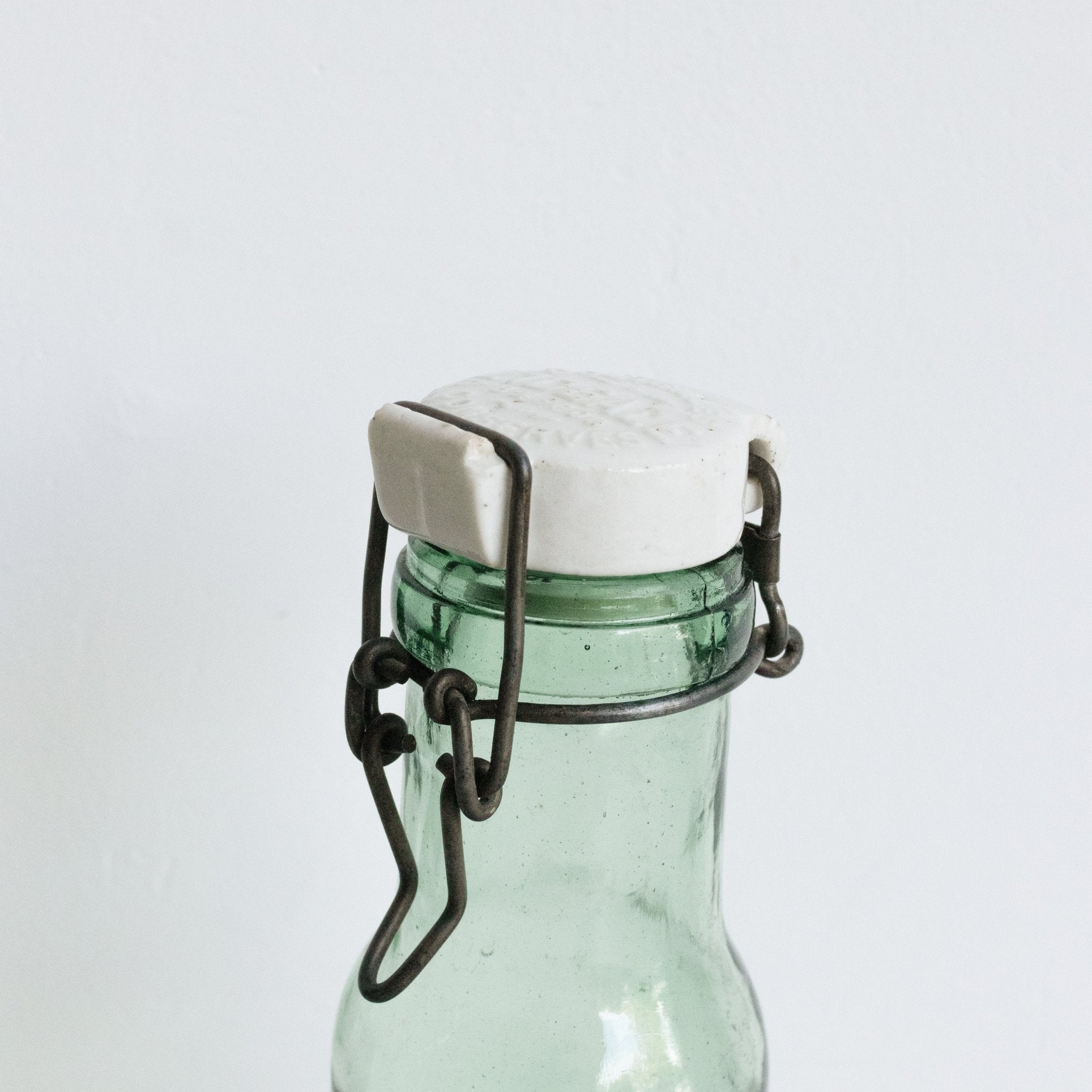 L'ideale Canning Jar with Porcelain Top - elsie green - The French Kitchen