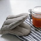 Linen Oven Mitt - elsie green - Textiles