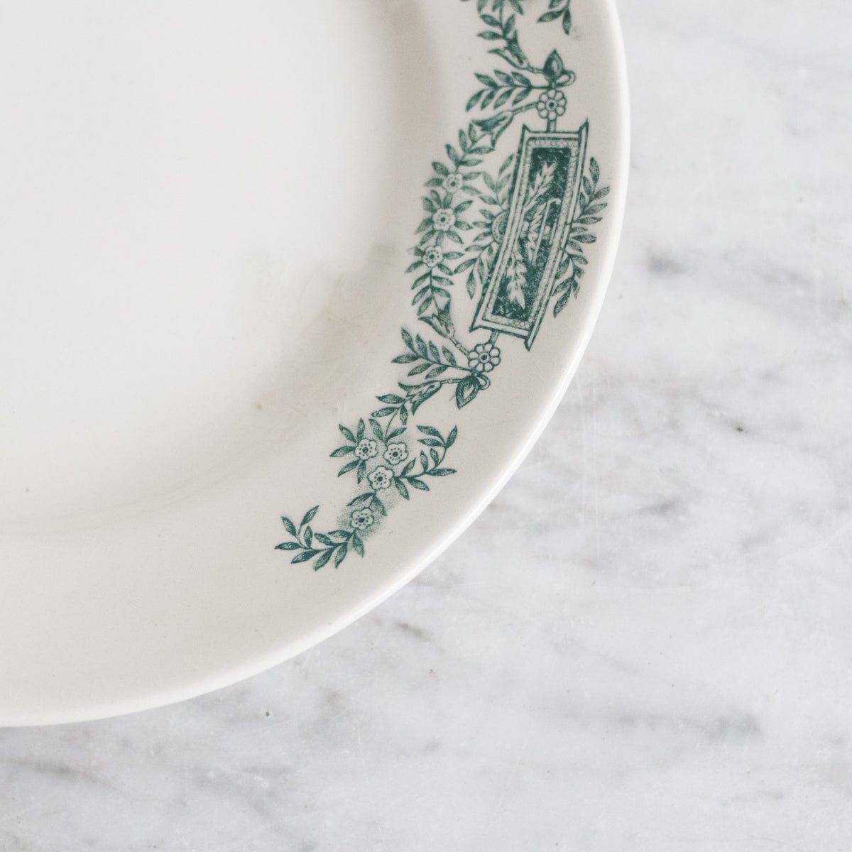 Lutece Transfeware Plate Set of 14 - elsie green - The French Kitchen