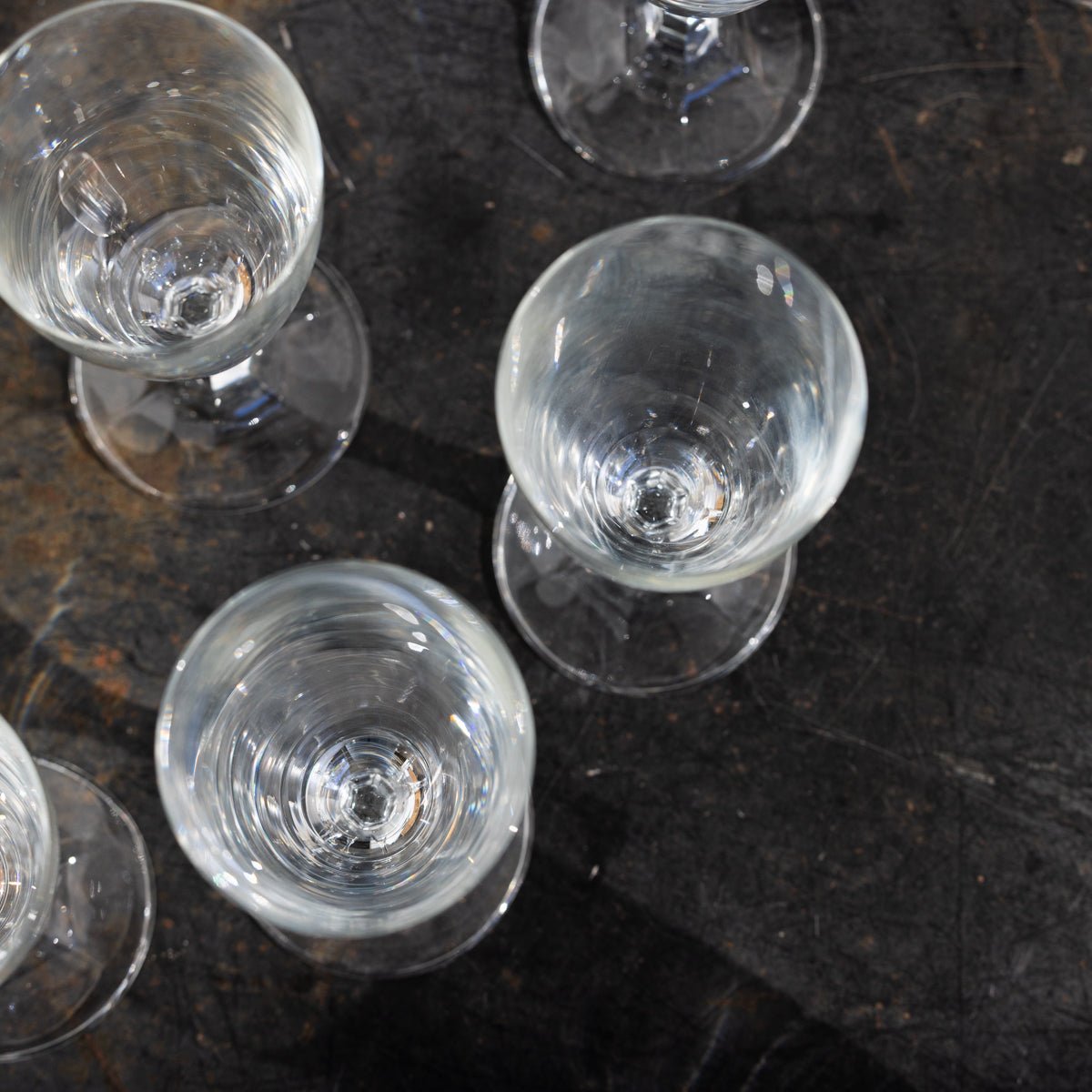 Monogrammed Champagne Flute Set of 8 - elsie green - the french kitchen
