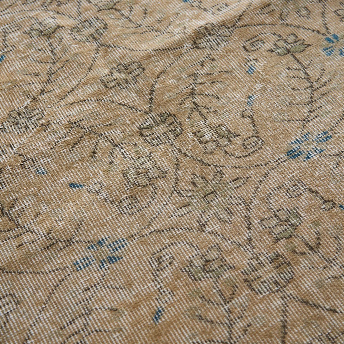 Morlaix Vintage Rug | 2'8" x 6'3" - elsie green - textiles
