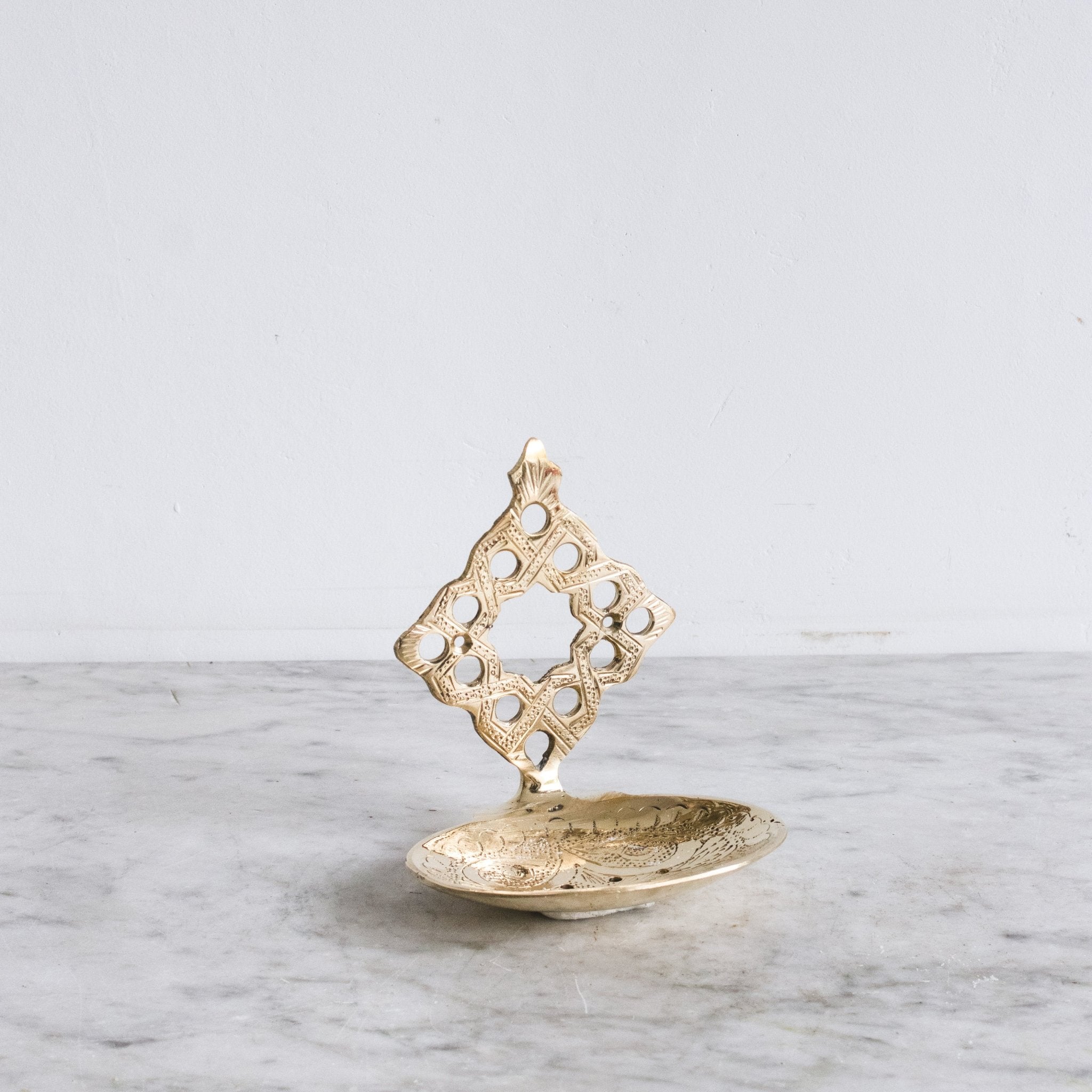 Moroccan Brass Soap Dish with Petite Savon - elsie green - decor