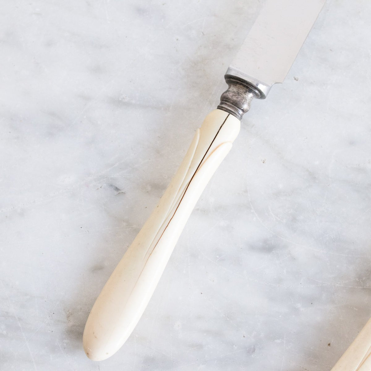 Pair of Bone Butter Knives - elsie green - the french kitchen