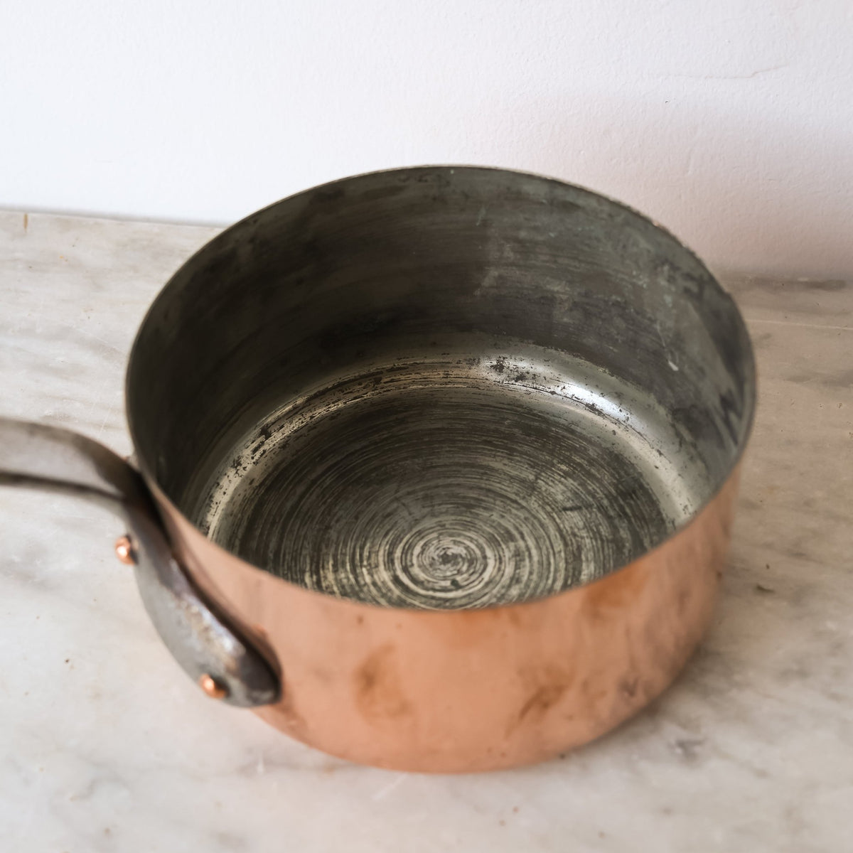 Petite Copper Pot with Lid - elsie green - the french kitchen