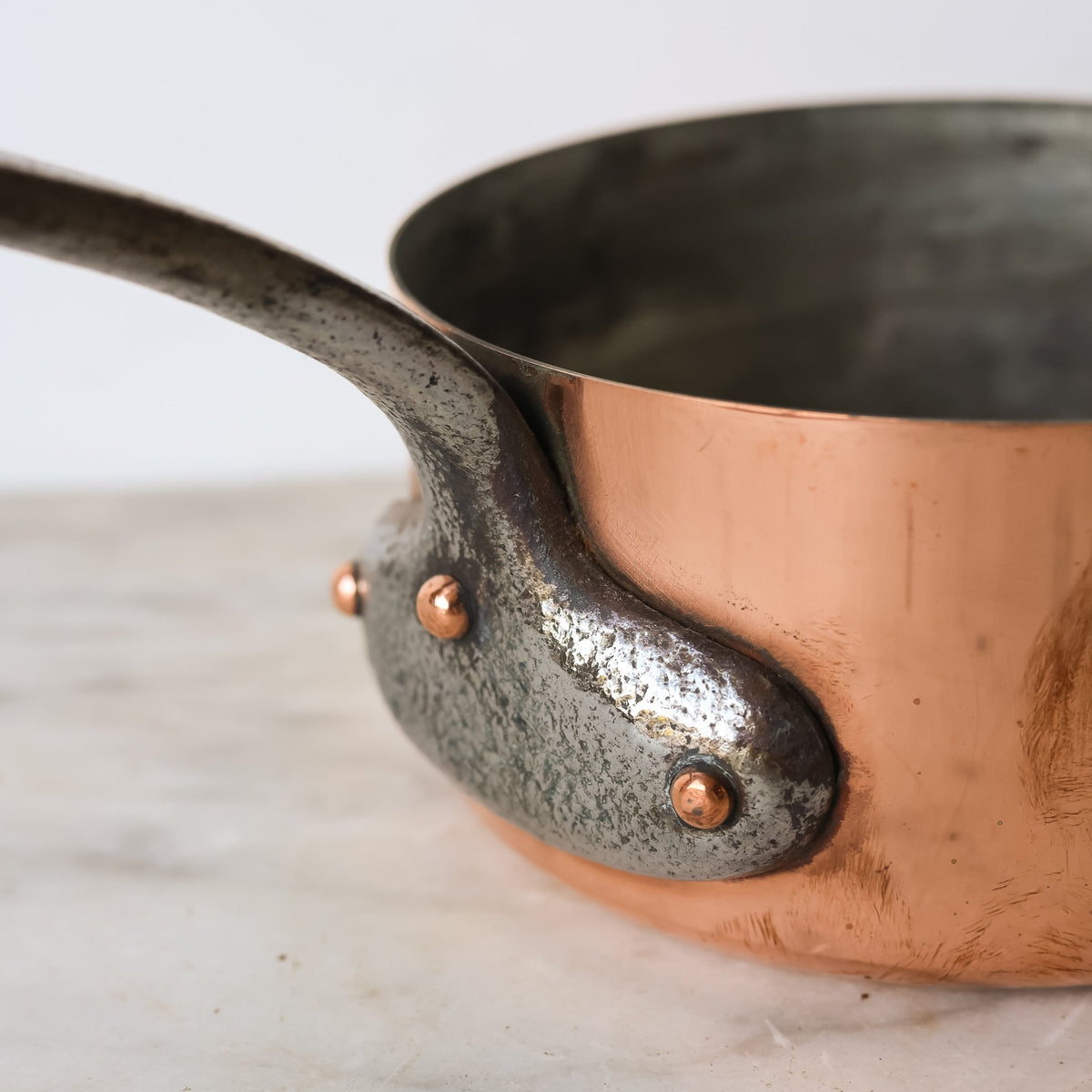 Petite Copper Pot with Lid - elsie green - the french kitchen