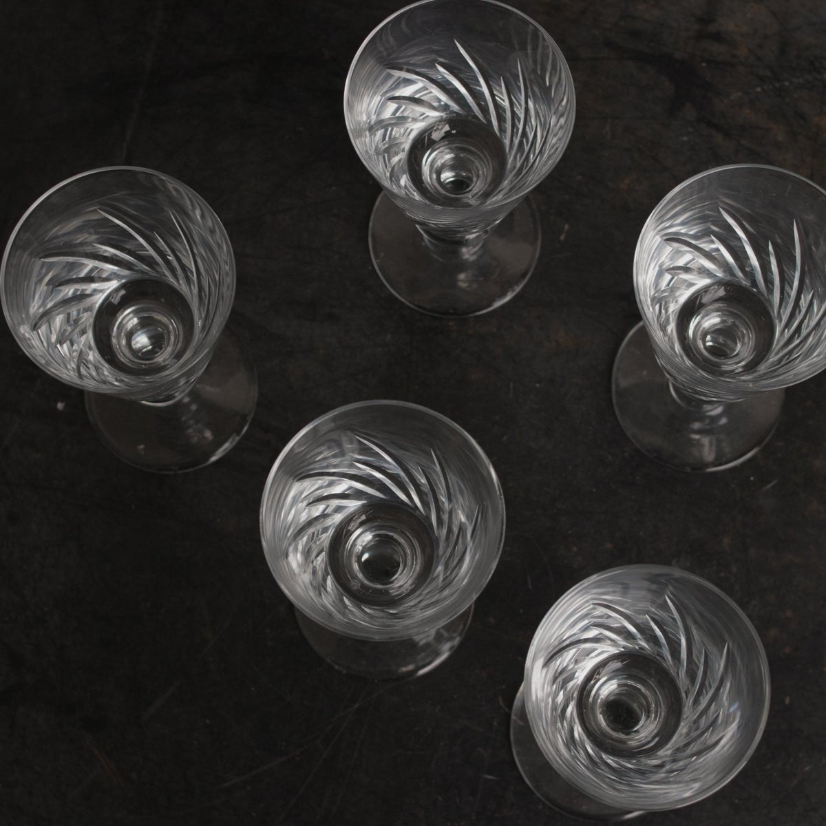 Petite Crystal Wine Glass Set of 8 - elsie green - the french kitchen