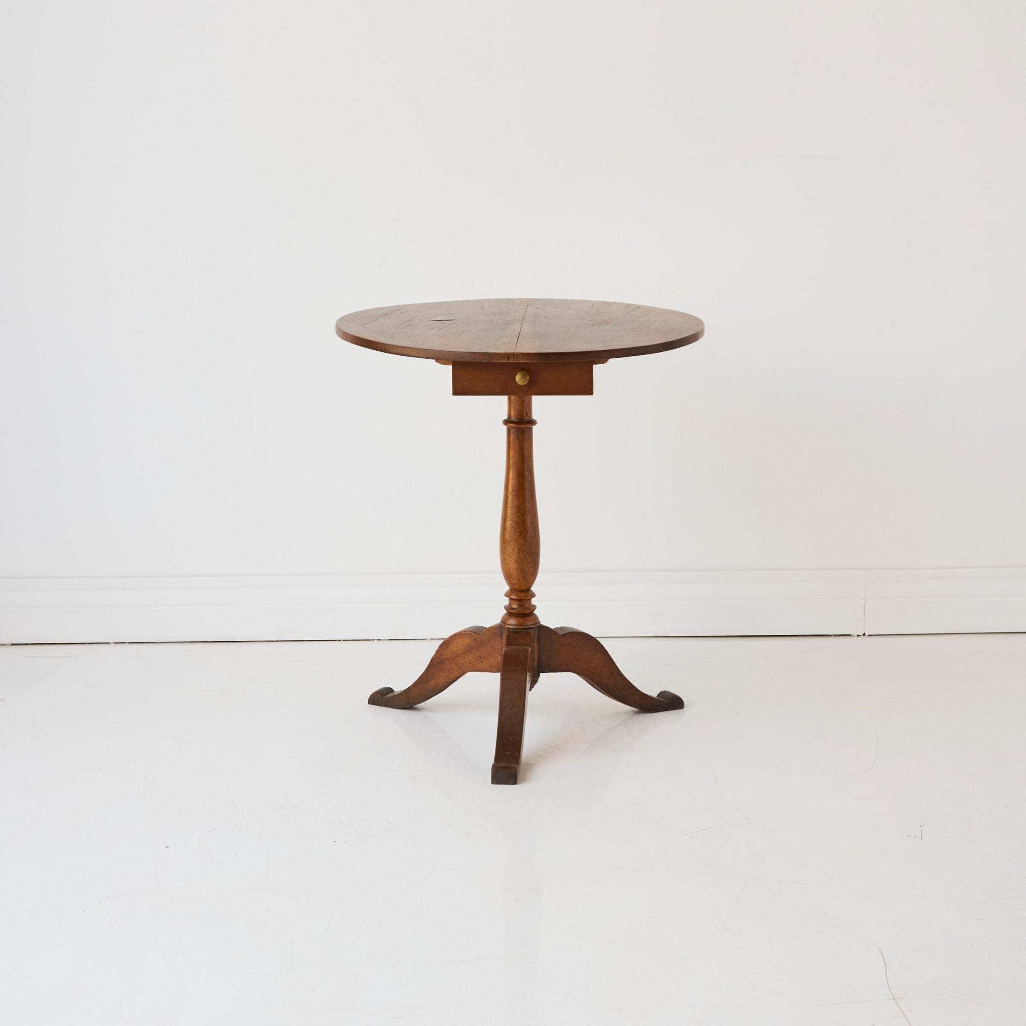 Petite Pedestal Side Table - elsie green - furniture