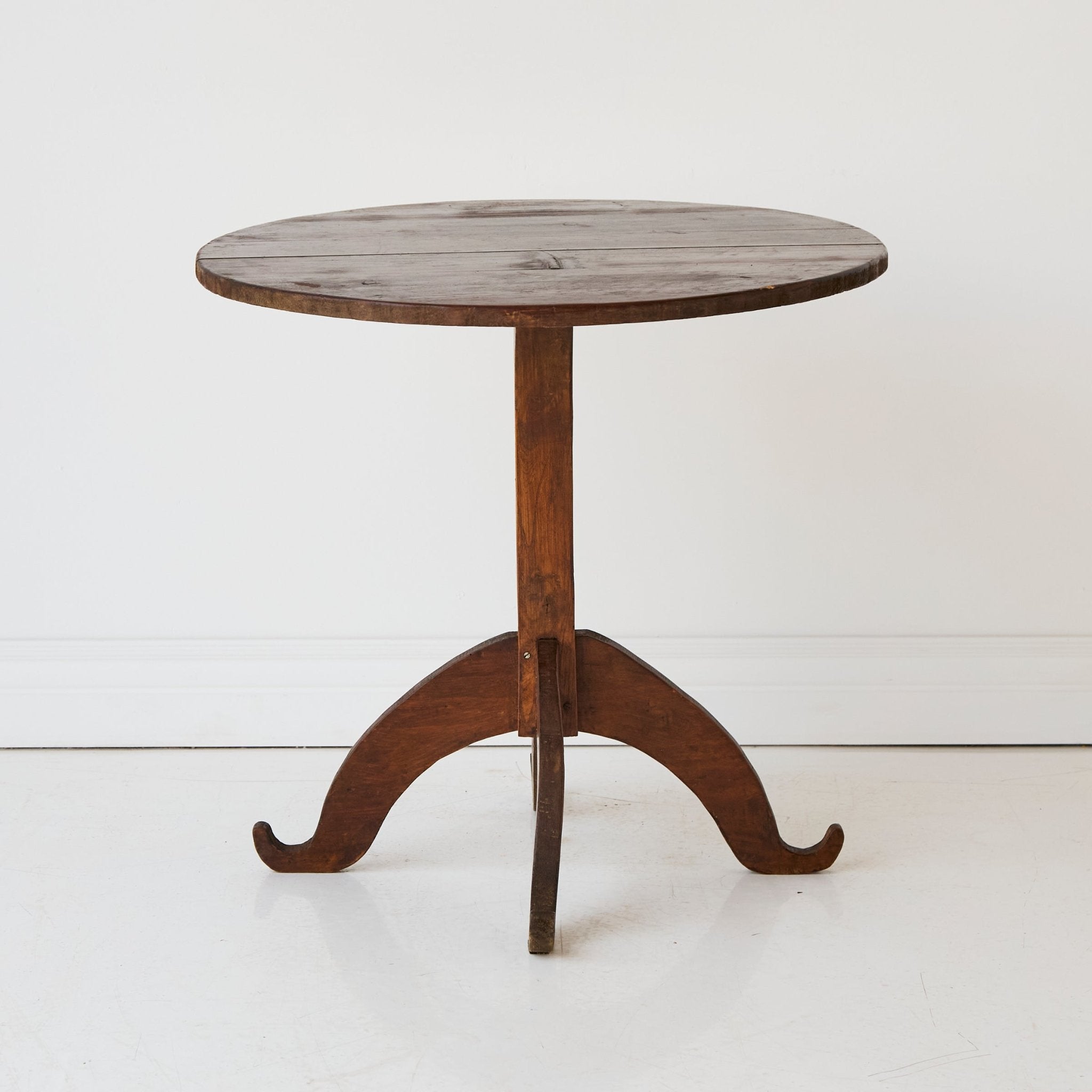 Petite Pedestal Side Table - elsie green - furniture