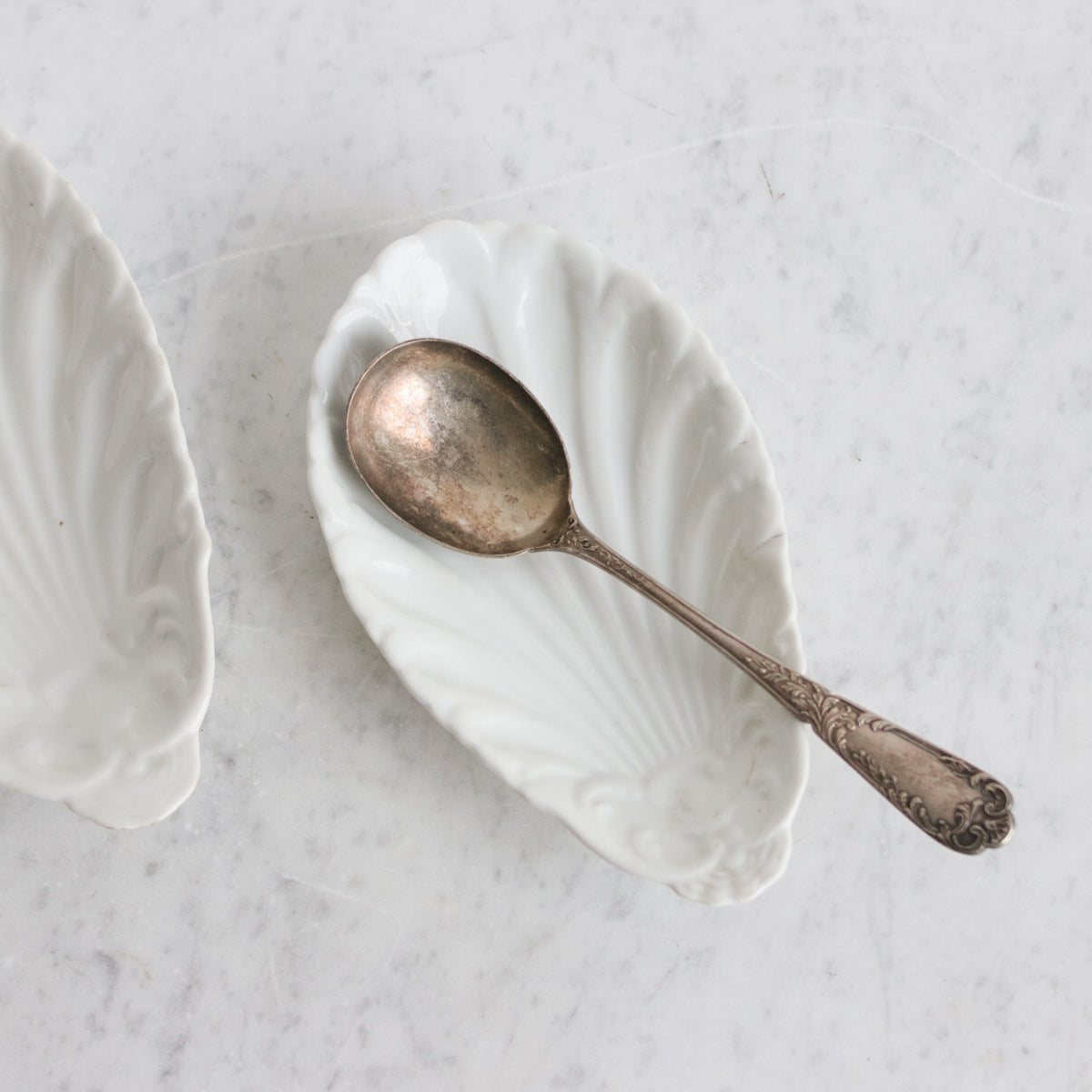 Shell Spoon Rest - elsie green - the french kitchen