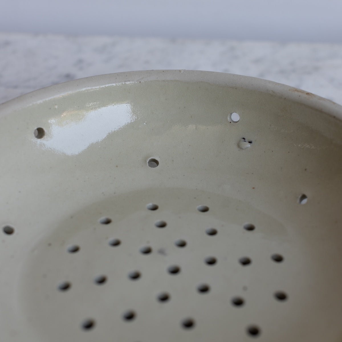 Stoneware Berry Bowl - elsie green - the french kitchen