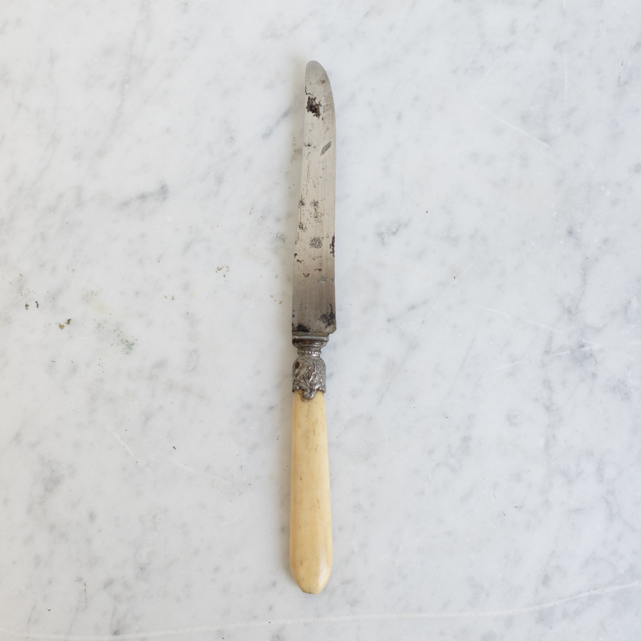 Stoneware Crock & Bone Knife Set of 6 - elsie green - the french kitchen