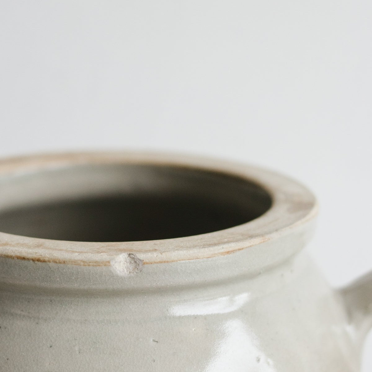 Stoneware Crock with Two Handles - elsie green - The French Kitchen