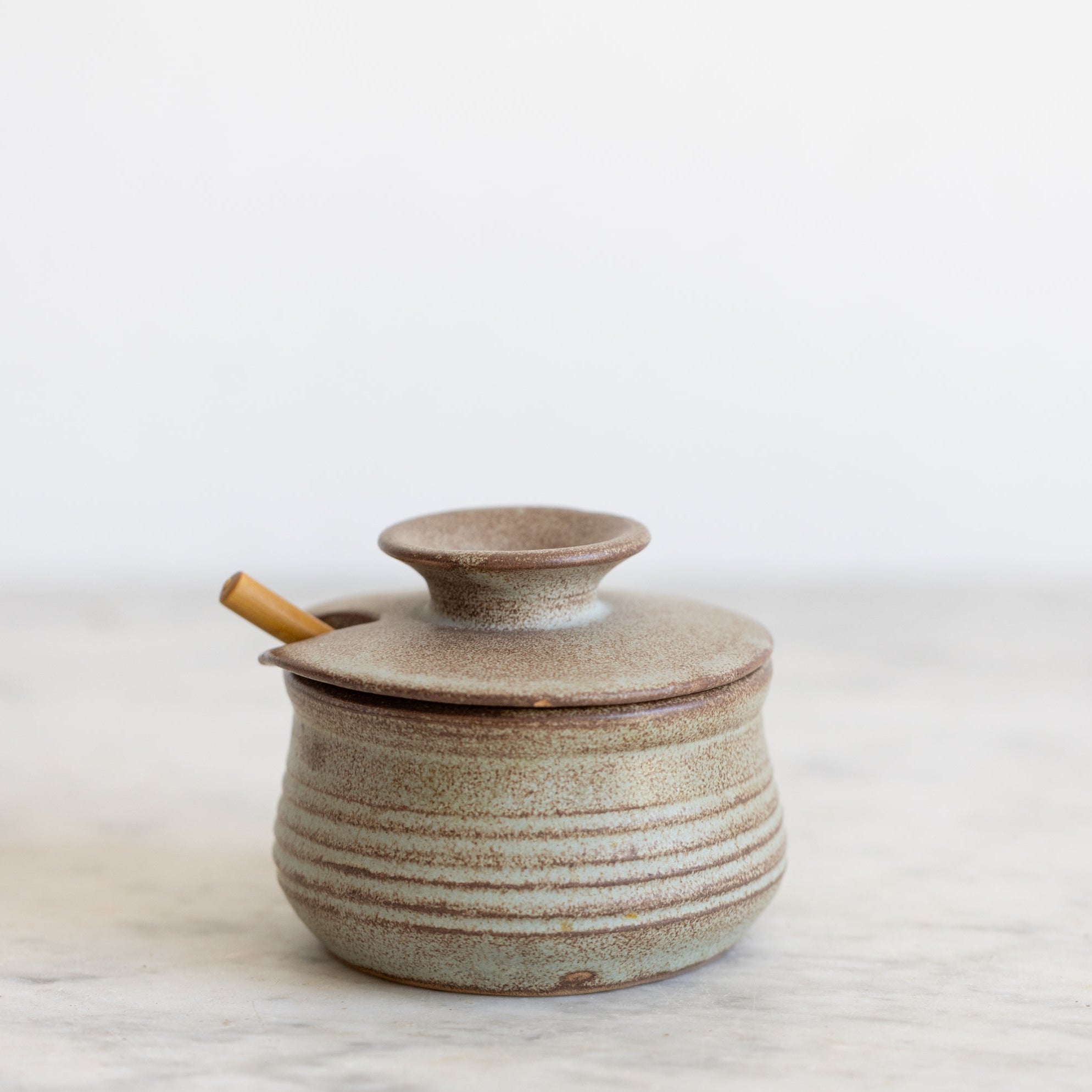 Stoneware Vallauris Mustard Pot - elsie green - the french ktichen
