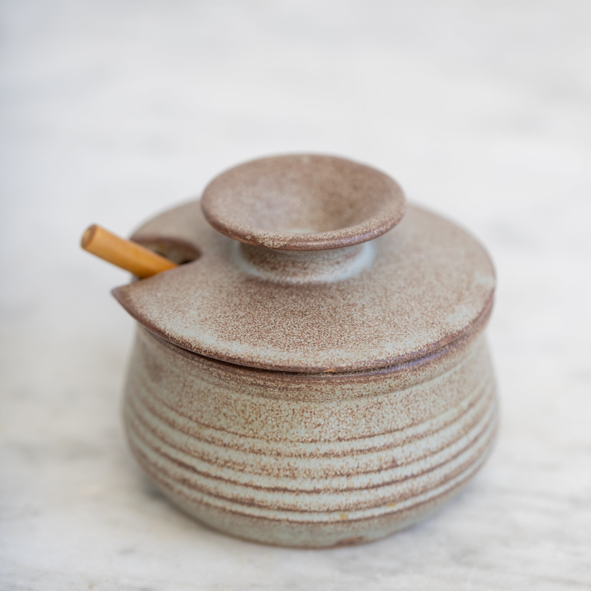 Stoneware Vallauris Mustard Pot - elsie green - the french ktichen