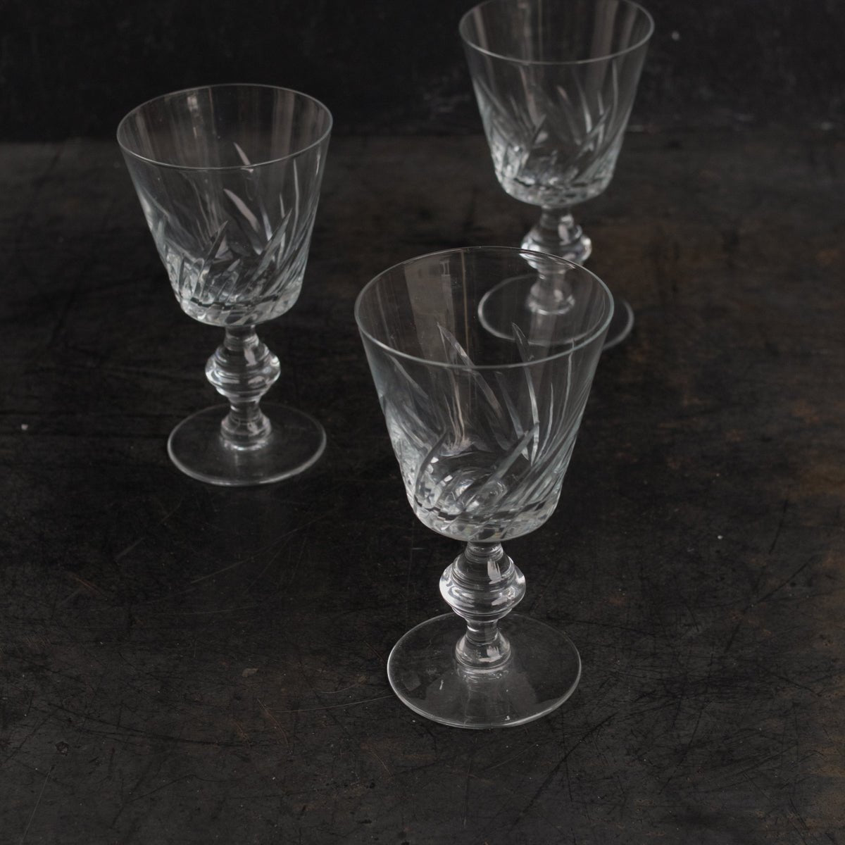 Trio of Crystal Wine Glasses - elsie green - the french kitchen
