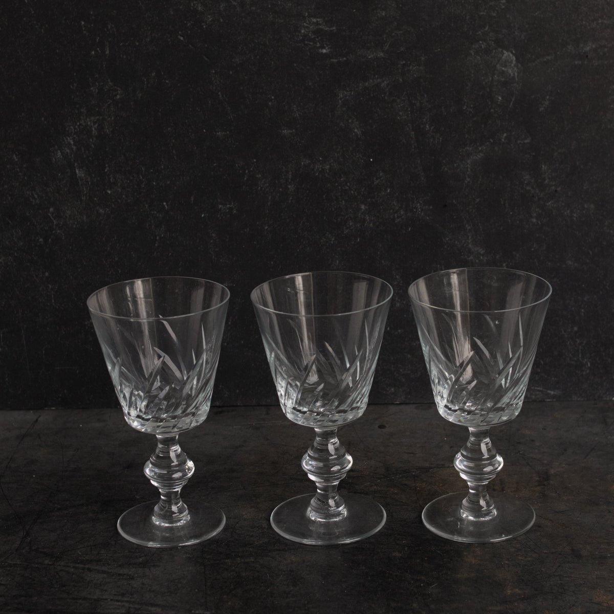 Trio of Crystal Wine Glasses - elsie green - the french kitchen
