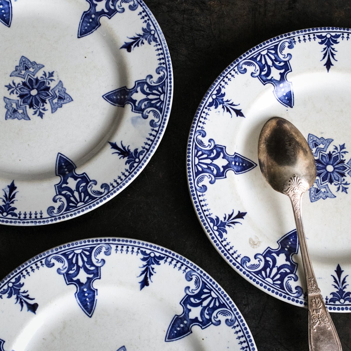 Trio Of Petersbourg Transferware Dinner Plates - elsie green - The French Kitchen