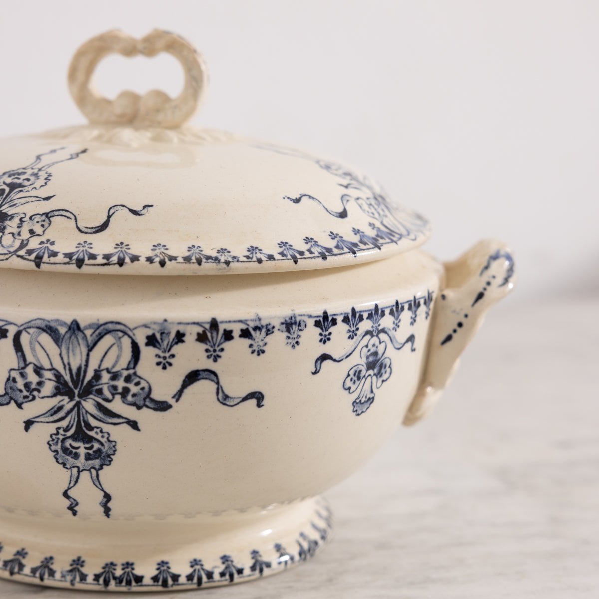 Venise Transferware Tureen - elsie green - the french kitchen