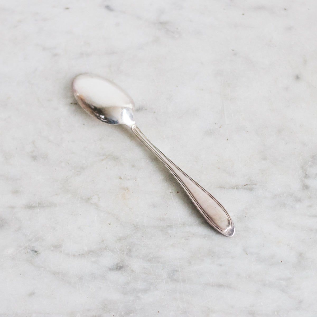 Vintage Art Decor Flatware Set of 25 - elsie green - The French Kitchen